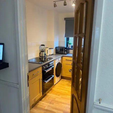 Beautiful Home In London
